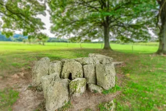 Wèris en de megalieten img